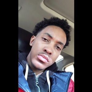 Meet your Posher, Khalil